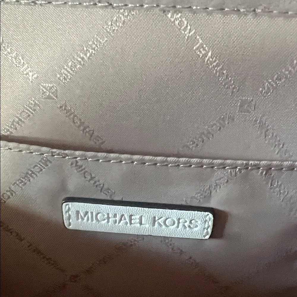 Michael Kors Pink and White NYC Patch Wristlet - Picture 2 of 3